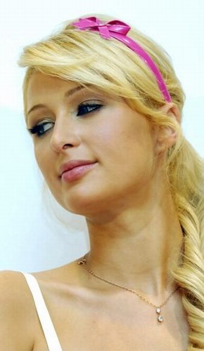 Paris HILTON
